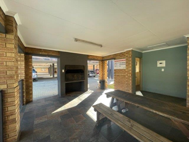 2 Bedroom Property for Sale in Die Bult Western Cape